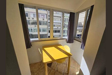 Apartamento à venda com 2 quartos, 69m² em Copacabana, Rio de Janeiro