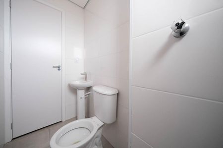 Banheiro de apartamento para alugar com 1 quarto, 27m² em Cidade Patriarca, São Paulo