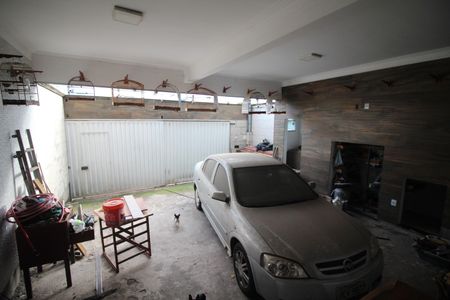 Casa à venda com 180m², 3 quartos e 4 vagasGaragem