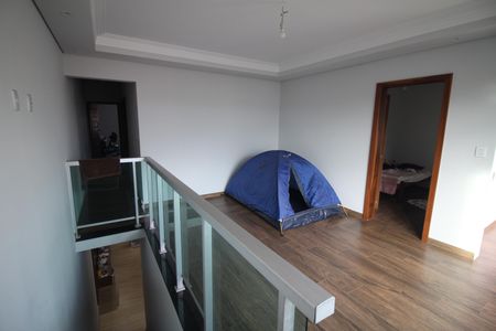 Casa à venda com 180m², 3 quartos e 4 vagasSala 2