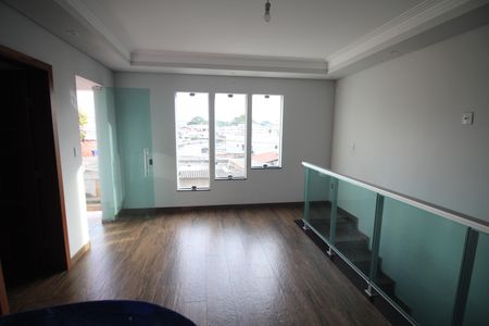 Casa à venda com 180m², 3 quartos e 4 vagasSala 2