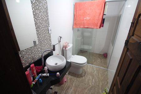 Casa à venda com 180m², 3 quartos e 4 vagasSuite Quarto 2 