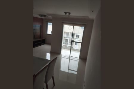 Apartamento para alugar com 80m², 2 quartos e 1 vaga Apartamento para alugar com 80m², 2 quartos e 1 vagaSala