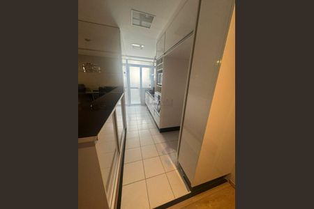 Apartamento à venda com 74m², 3 quartos e 1 vaga