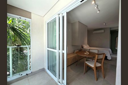 Studio à venda com 35m², 1 quarto e sem vagaVaranda