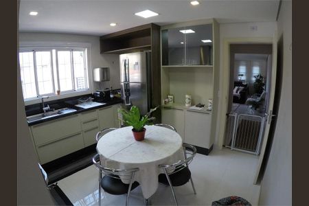 Casa à venda com 175m², 4 quartos e 3 vagas