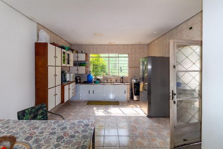 Casa à venda com 120m², 4 quartos e 1 vagaCasa 1 Cozinha