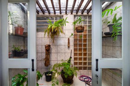 Casa à venda com 120m², 4 quartos e 1 vagaCasa 1 Jardim de inverno