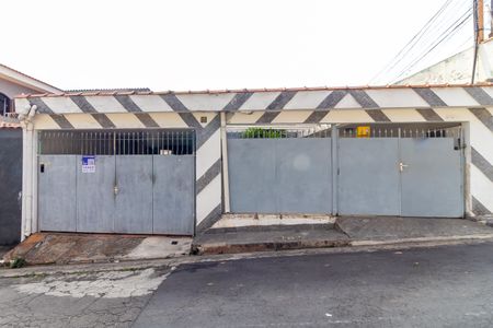 Casa à venda com 120m², 4 quartos e 1 vagaFachada