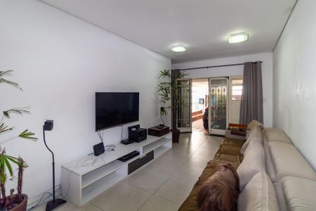 Casa à venda com 120m², 4 quartos e 1 vagaCasa 1 Sala