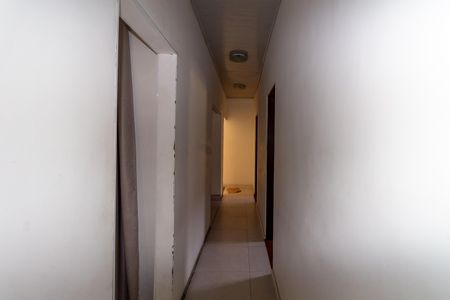 Casa à venda com 120m², 4 quartos e 1 vagaCasa 1 Corredor