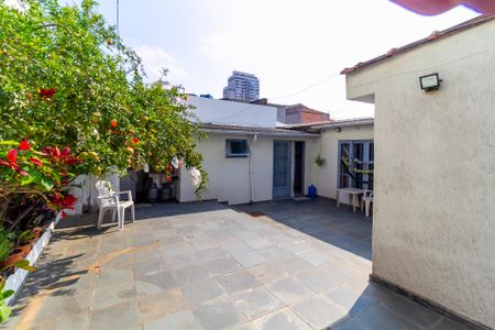 Casa à venda com 120m², 4 quartos e 1 vagaCasa 3 Área de Quintal