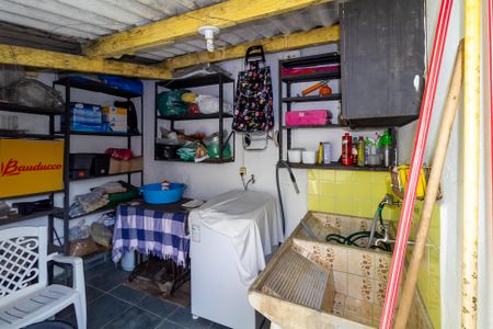 Casa à venda com 120m², 4 quartos e 1 vagaCasa 3 Área de Serviço