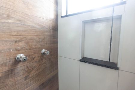 Apartamento para alugar com 42m², 2 quartos e sem vagaBanheiro