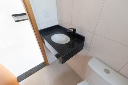 Apartamento para alugar com 42m², 2 quartos e sem vagaBanheiro