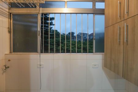 Apartamento para alugar com 55m², 2 quartos e 2 vagas Apartamento para alugar com 55m², 2 quartos e 2 vagasCozinha