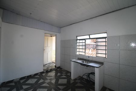 Casa para alugar com 47m², 1 quarto e sem vagaSala / Cozinha