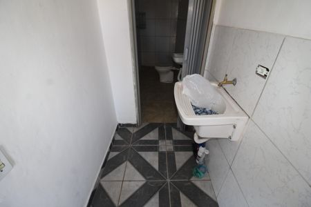 Casa para alugar com 47m², 1 quarto e sem vagaBanheiro