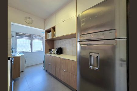 Apartamento para alugar com 70m², 2 quartos e 1 vagaCozinha