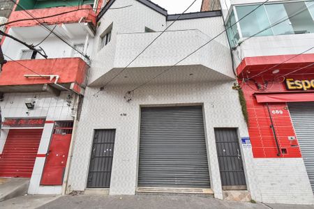 Studio para alugar com 28m², 1 quarto e sem vaga Studio para alugar com 28m², 1 quarto e sem vagaFachada