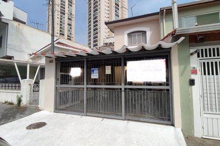 Casa à venda com 120m², 2 quartos e 2 vagasFachada 