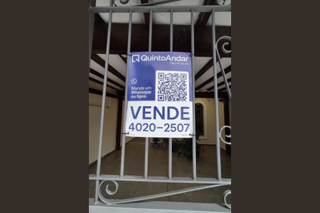 Casa à venda com 120m², 2 quartos e 2 vagasFachada 