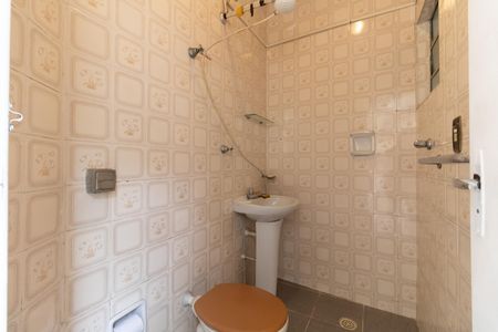 Casa à venda com 120m², 2 quartos e 2 vagasBanheiro de Serviço 