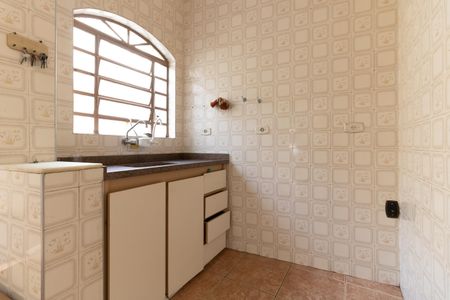 Casa à venda com 120m², 2 quartos e 2 vagasCozinha 