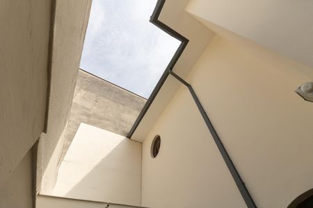 Casa à venda com 120m², 2 quartos e 2 vagasQuintal