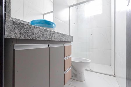 Apartamento à venda com 57m², 2 quartos e 1 vagaBanheiro social 