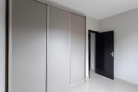 Apartamento à venda com 57m², 2 quartos e 1 vagaQuarto 2