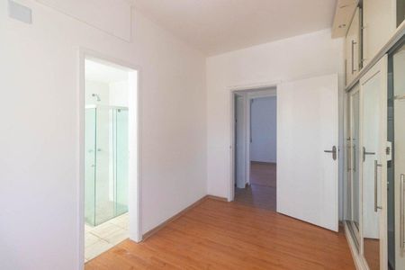 Quarto 1 de apartamento para alugar com 2 quartos, 79m² em Centro Histórico, Porto Alegre