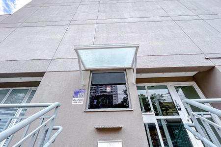 Studio para alugar com 28m², 1 quarto e sem vagaFachada com Plaquinha