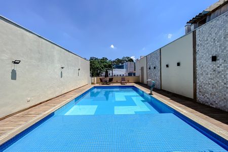 Apartamento à venda com 79m², 2 quartos e 1 vaga Apartamento à venda com 79m², 2 quartos e 1 vagaÁrea comum - Piscina