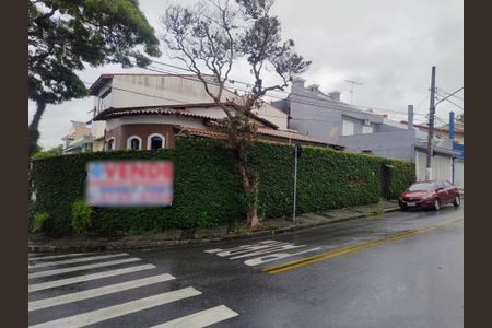 Casa à venda com 216m², 3 quartos e 2 vagasFachada
