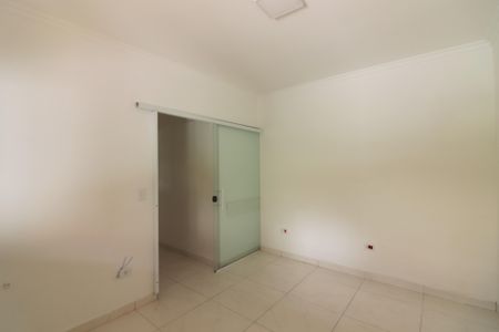 Casa à venda com 216m², 3 quartos e 2 vagasQuarto 2