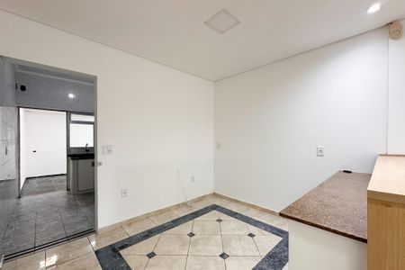 Casa à venda com 216m², 2 quartos e 2 vagasSala de Estar