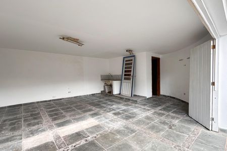 Casa à venda com 216m², 2 quartos e 2 vagasGaragem