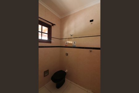 Casa à venda com 216m², 3 quartos e 2 vagasBanheiro 1