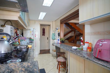 Apartamento à venda com 219m², 2 quartos e 2 vagasCozinha