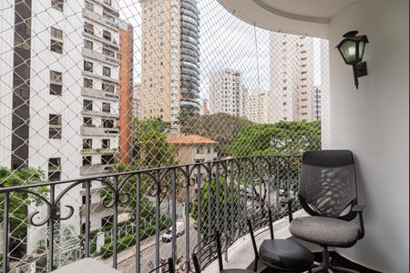 Apartamento à venda com 150m², 2 quartos e 2 vagas Apartamento à venda com 150m², 2 quartos e 2 vagasVaranda da Sala
