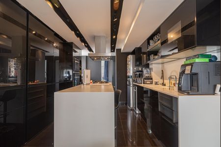 Apartamento à venda com 150m², 2 quartos e 2 vagas Apartamento à venda com 150m², 2 quartos e 2 vagasCozinha