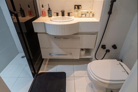 Apartamento à venda com 150m², 2 quartos e 2 vagas Apartamento à venda com 150m², 2 quartos e 2 vagasBanheiro 3