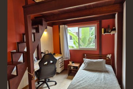 Casa de condomínio à venda com 400m², 4 quartos e 1 vaga