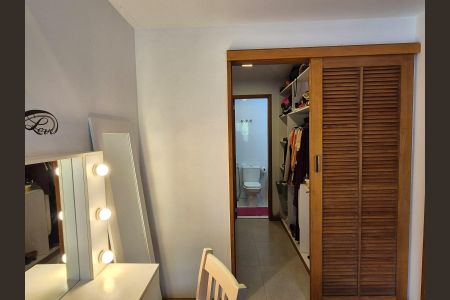 Casa de condomínio à venda com 400m², 4 quartos e 1 vaga