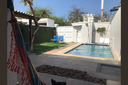 Casa de condomínio à venda com 400m², 4 quartos e 1 vaga