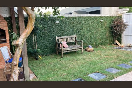 Casa de condomínio à venda com 400m², 4 quartos e 1 vaga