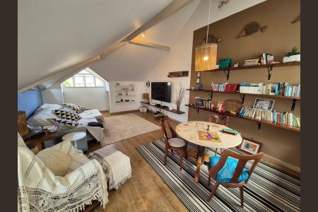 Casa de condomínio à venda com 400m², 4 quartos e 1 vaga