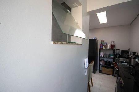 Apartamento à venda com 43m², 2 quartos e sem vagaCozinha e Área de Serviço