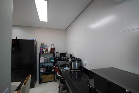 Apartamento à venda com 43m², 2 quartos e sem vagaCozinha e Área de Serviço